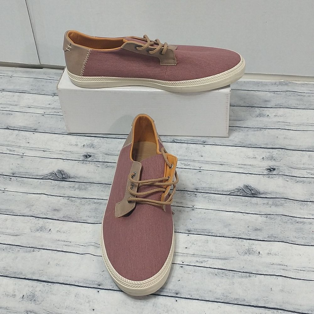 Bixby Nomad Red Canvas Ulealian Vulcanized Sneakers Mens Sz 9.5.